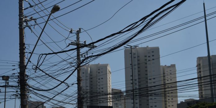 Furto de cabos de cobre causam prejuízo às concessionárias de energia