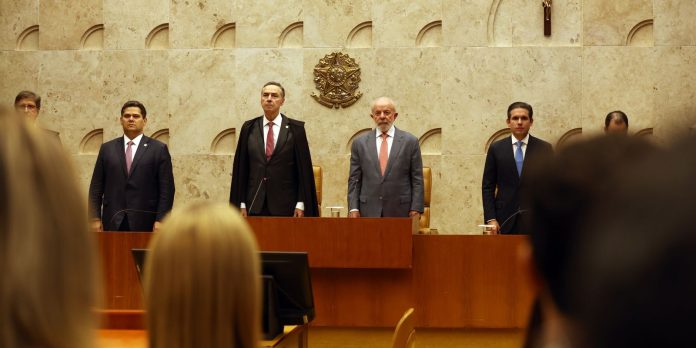 Presidente do Supremo diz que democracia tem lugar para todos