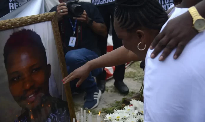 Justiça do Rio condena duas pessoas pela morte do congolês assassinado a socos, pauladas e chutes