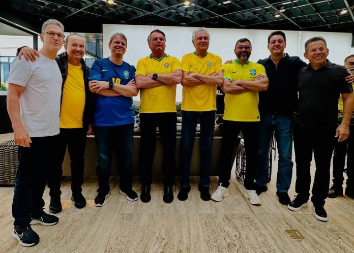 7 governadores de direita participam de ato de Bolsonaro para defender anistia a golpistas