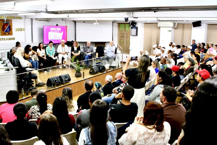 Audiência em São Leopoldo (RS) debate a defesa do Estado laico para a manutenção da democracia – Brasil de Fato