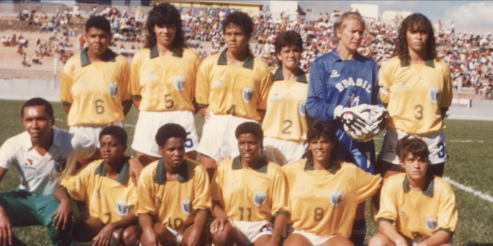 Documentário retrata mulheres da primeira Seleção Feminina de futebol