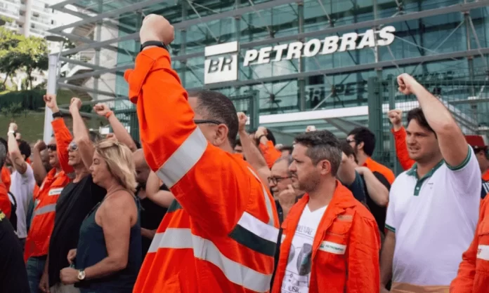 Greve de petroleiros conquista adiamento para 30 de maio de retorno ao trabalho presencial