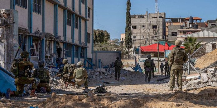 ONU pede justiça após ataque que matou socorristas na Faixa de Gaza