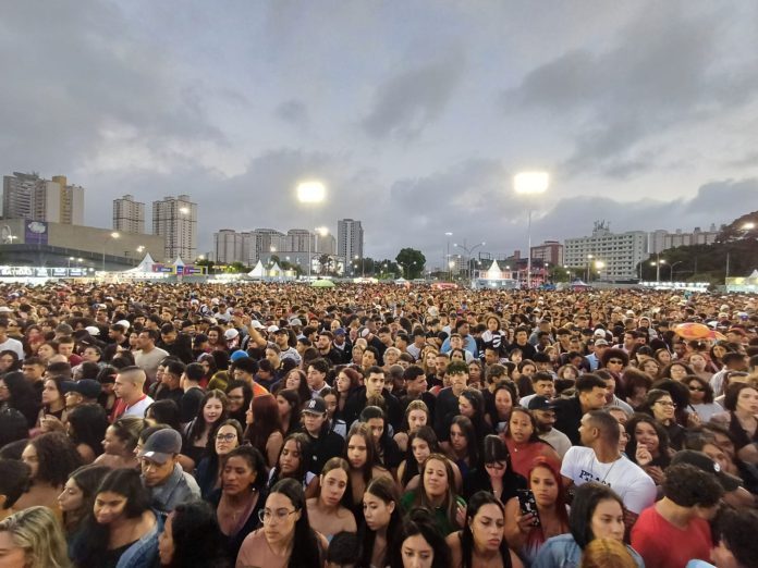 9 anos depois, festa do 1º de Maio no ABC reúne multidão com shows e pedidos para o fim da escala 6×1 – Brasil de Fato