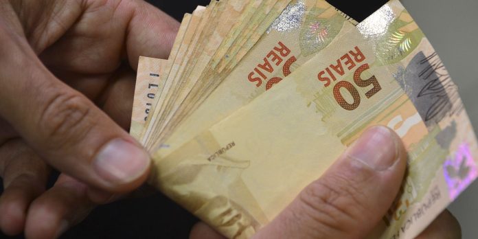 Brasileiros têm mais de R$ 9 bilhões esquecidos em bancos