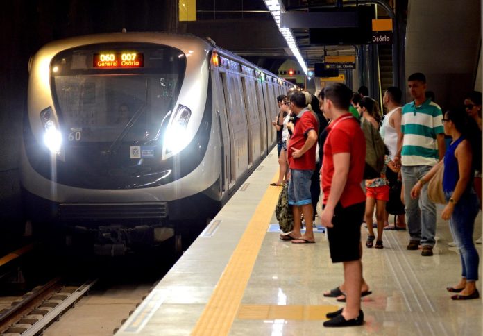 De olho em 2026, governo Castro anuncia redução da tarifa de trens e metrô para R$ 4,70 no RJ – Brasil de Fato