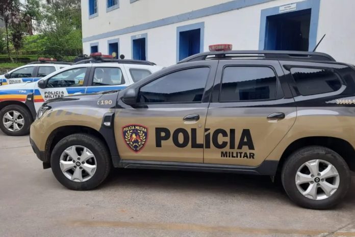 Homem mata esposa com golpes de facão em BH