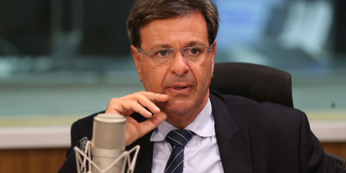 Moraes manda soltar ex-ministro de Bolsonaro Gilson Machado