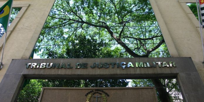 PMs acusados do assassinato de delator do PCC viram réus 