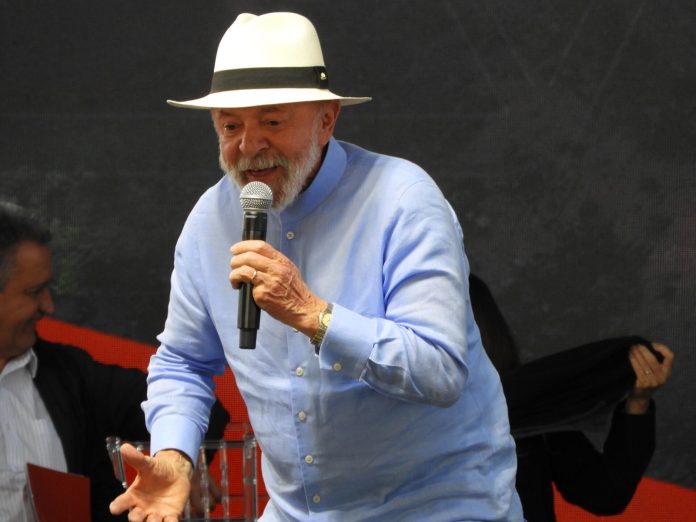 Lula propõe 2 de julho como novo feriado nacional