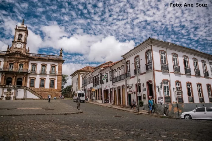 Processo judicial impede inclusão de Táxi Lotação no projeto 'Tarifa única' em Ouro Preto