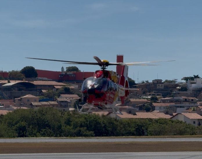 Criança picada por escorpião é transferida de helicóptero de Santa Bárbara para Belo Horizonte