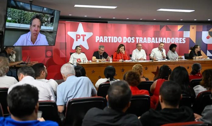 Haddad: 20 milhões de brasileiros não deveriam estar pagando IR