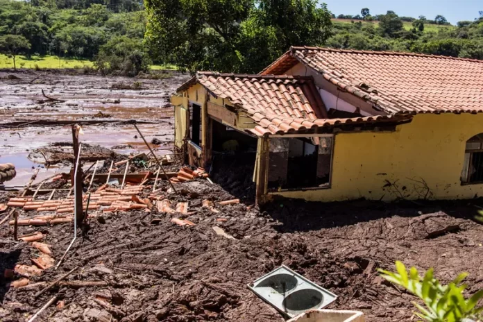 Mineradoras querem restringir atuação do Ministério do Trabalho em segurança de barragens