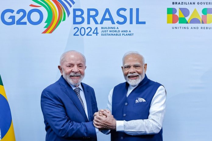 Sob tarifaço de Trump, Lula e premiê da Índia discutem comércio e possível visita em 2026