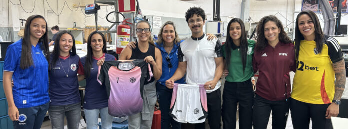 Agência Minas Gerais | Minas sai na frente com criação de uniformes exclusivos para o futebol feminino
