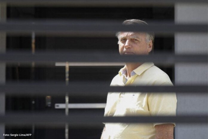 Com maioria formada, o que falta para Bolsonaro ser preso?
