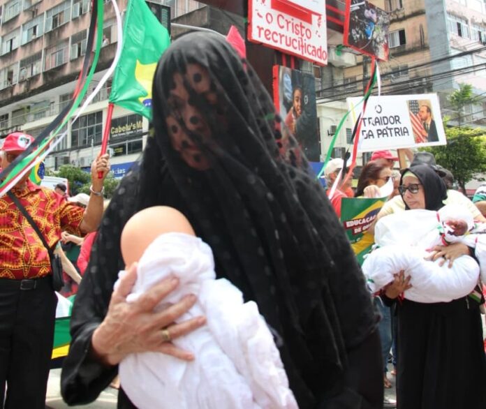 Recife tem protesto em defesa da população da Faixa de Gaza, neste sábado (13)