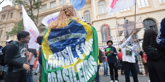 SP tem atos contra e a favor da anistia de Bolsonaro e golpistas