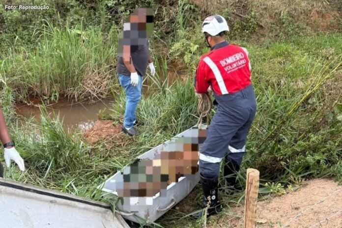 Corpo em decomposição é achado em córrego de São Domingos do Prata