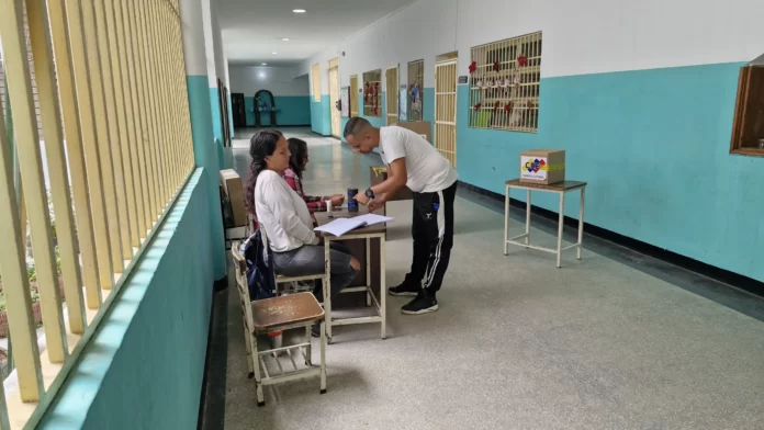 Moradores de San Agustín votam neste domingo (23) nas eleições da Consulta Popular