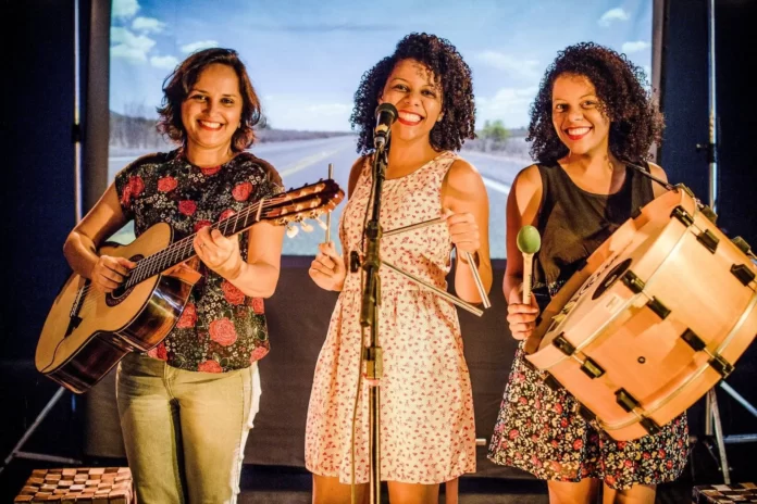 Curso gratuito incentiva mulheres da Mata Norte de Pernambuco a se experimentarem em carreiras musicais