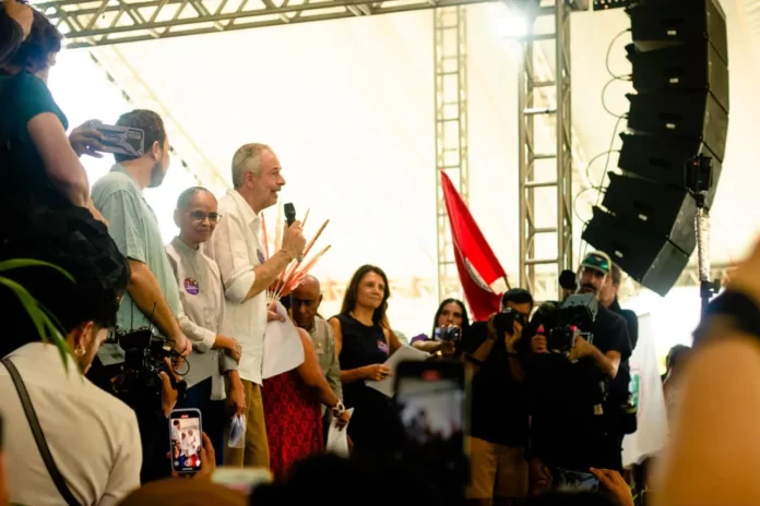 Participação popular fortalece Brasil na COP30, diz presidente do evento na Cúpula dos Povos