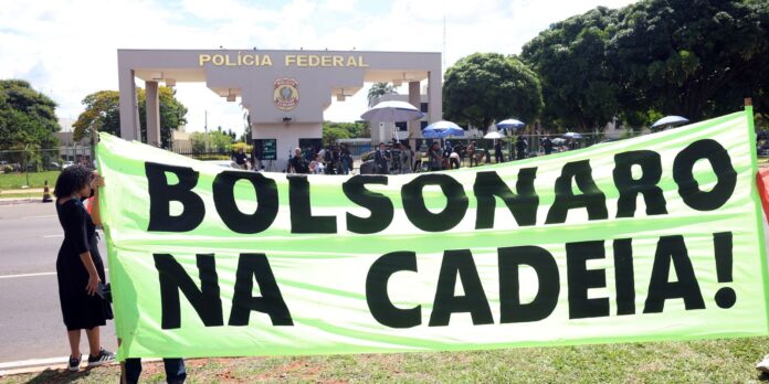 Preso na PF, Bolsonaro vai ter acompanhamento médico em tempo integral