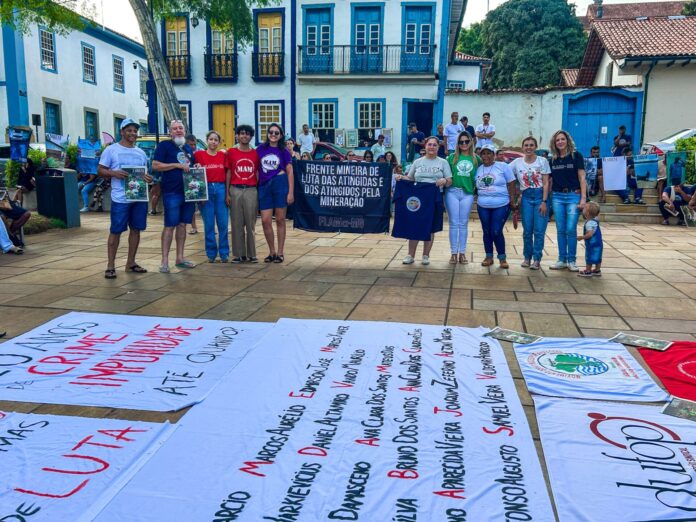 Sirene ecoa em Mariana dez anos após tragédia da Samarco