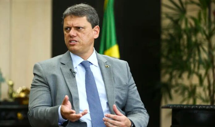 Tarcísio desperdiça oferta lucrativa e vende terras públicas por 10% do preço em São Paulo — Brasil de Fato