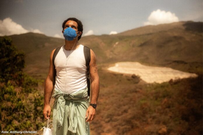 Filme sobre mineração predatória e “privatização do ar” estreia neste domingo em Mariana