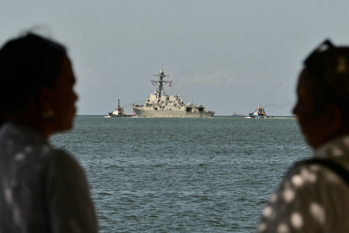 Ataques dos EUA a embarcações no Caribe já mataram mais de 100 pessoas