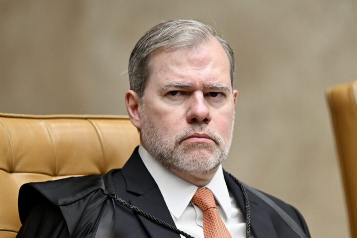 Toffoli é pivô da crise envolvendo o STF no caso do Banco Máster