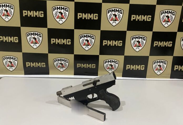 PM prende homem e apreende submetralhadora em Nova Serrana