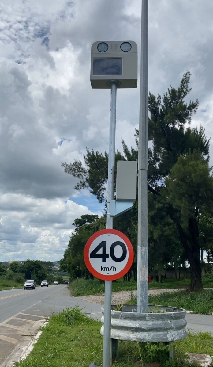 Radar no trevo do Parque de Exposições em Divinópolis deve operar apenas no fim de janeiro