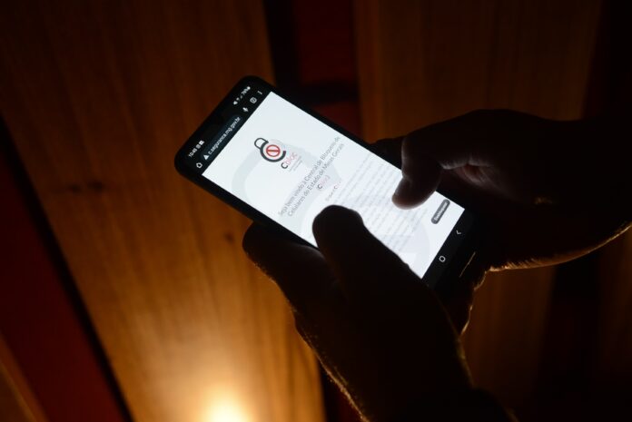 Agência Minas Gerais | Central de Bloqueio de Celulares reforça a segurança dos mineiros durante o Carnaval com operação 24 horas por dia