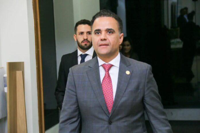 OAB intensifica ações contra o golpe do falso advogado