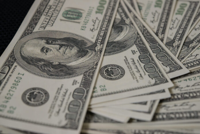 dolares americanos