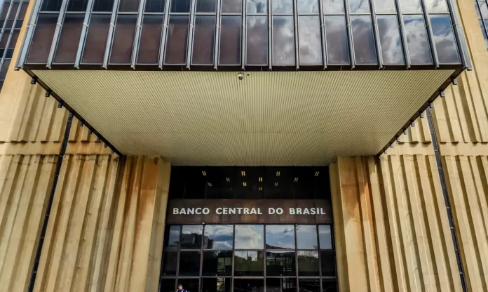 Copom (Banco Central) reduziu a taxa Selic para 14,75% ao ano