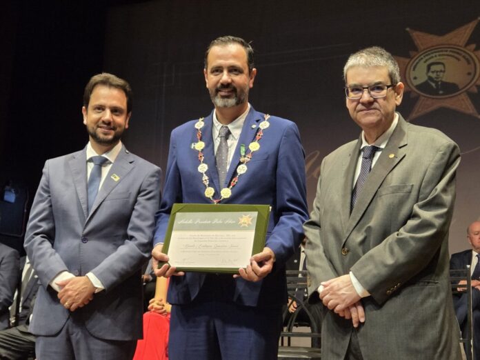 Medalha Presidente Pedro Aleixo homenageia autoridades do Direito e da vida pública em Mariana