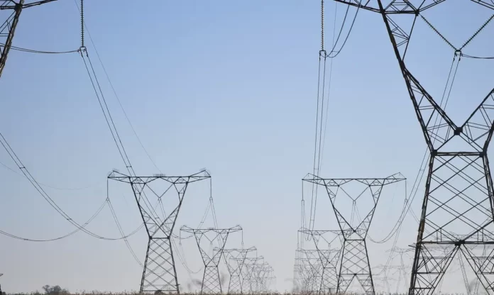 Governo deve levar Luz Para Todos na Amazônia Legal