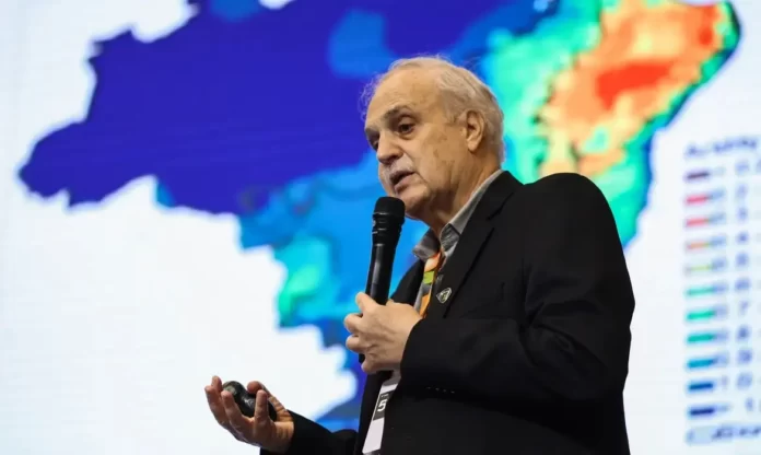 Todo Brasil precisa se preparar para os efeitos do EL Niño, alerta Carlos Nobre