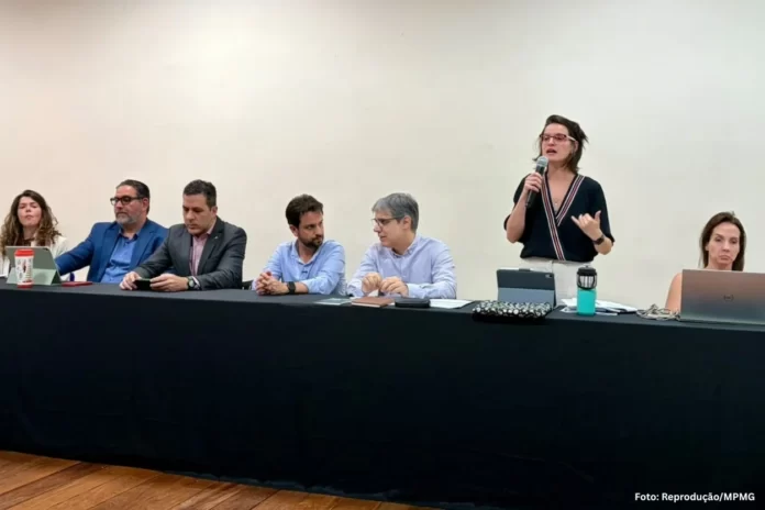 Reunião em Mariana discute pagamentos e medidas de reparação para atingidos pelo rompimento da barragem de Fundão