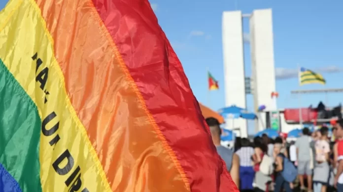Candidaturas de pessoas bissexuais, gays, lésbica, trans e pansexual ganham visibilidade nas eleições de 2026 no Rio Grande do Sul