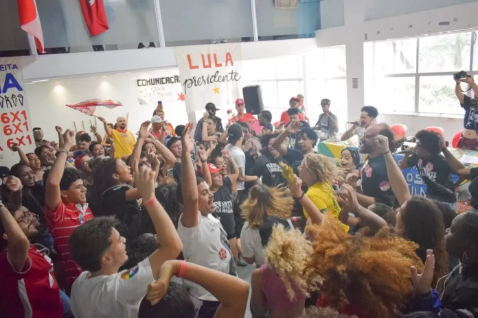 De todos os cantos de Minas para as ruas de BH: a juventude se encontra, se organiza e luta