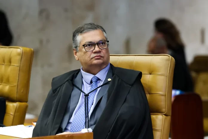 Dino derruba sigilo de investigação da Polícia de SP sobre o filme ‘Dark Horse’