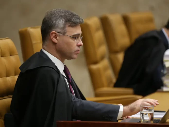 Brasília (DF) 07/06/2023 - O ministro do Supremo Tribunal Federal (STF), André Mendonça durante julgamento do marco temporal de terras indígenas. O caso põe em lados opostos ruralistas e povos originários, e está parado na Corte desde 2021.O tema tem relevância porque será com este processo que os ministros vão definir se a tese do marco temporal tem validade ou não. O que for decidido valerá para todos os casos de demarcação de terras indígenas que estejam sendo discutidos na Justiça. Foto: José Cruz/Agência Brasil