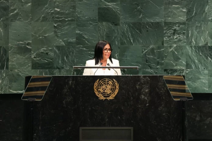 ‘Embora gere frustrações, é parte da estratégia’: analista avalia discurso de Delcy Rodríguez na ONU
