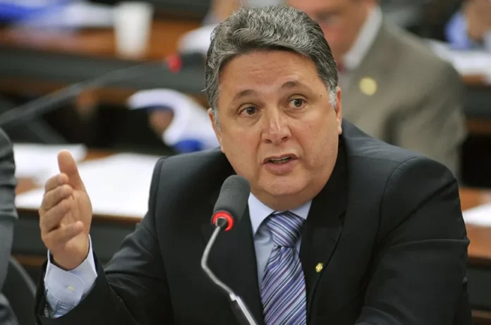 Governo do RJ: TSE forma maioria e vitória de Ruas em primeiro turno deve ser confirmada
